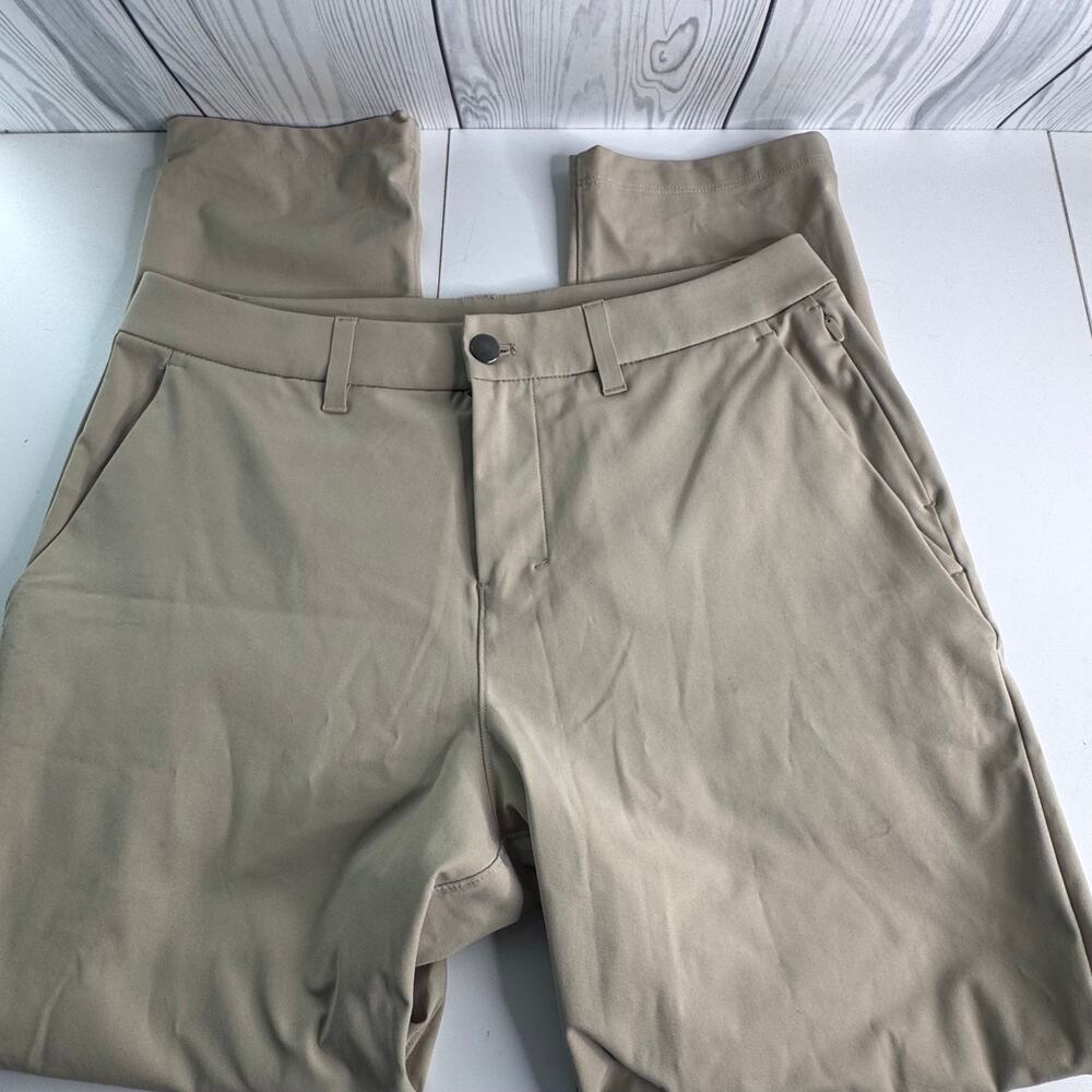 Lululemon Tech Stretch Pants Mens Beige Relaxed Athletic Size 31 x 29 Uniform